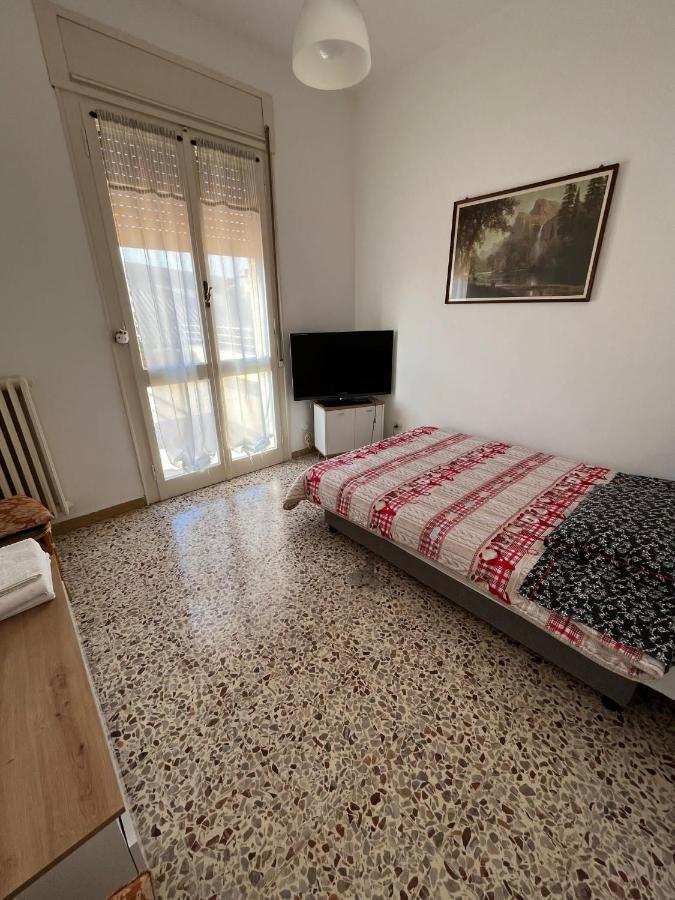 App Di Myro Leilighet Reggio Emilia Eksteriør bilde